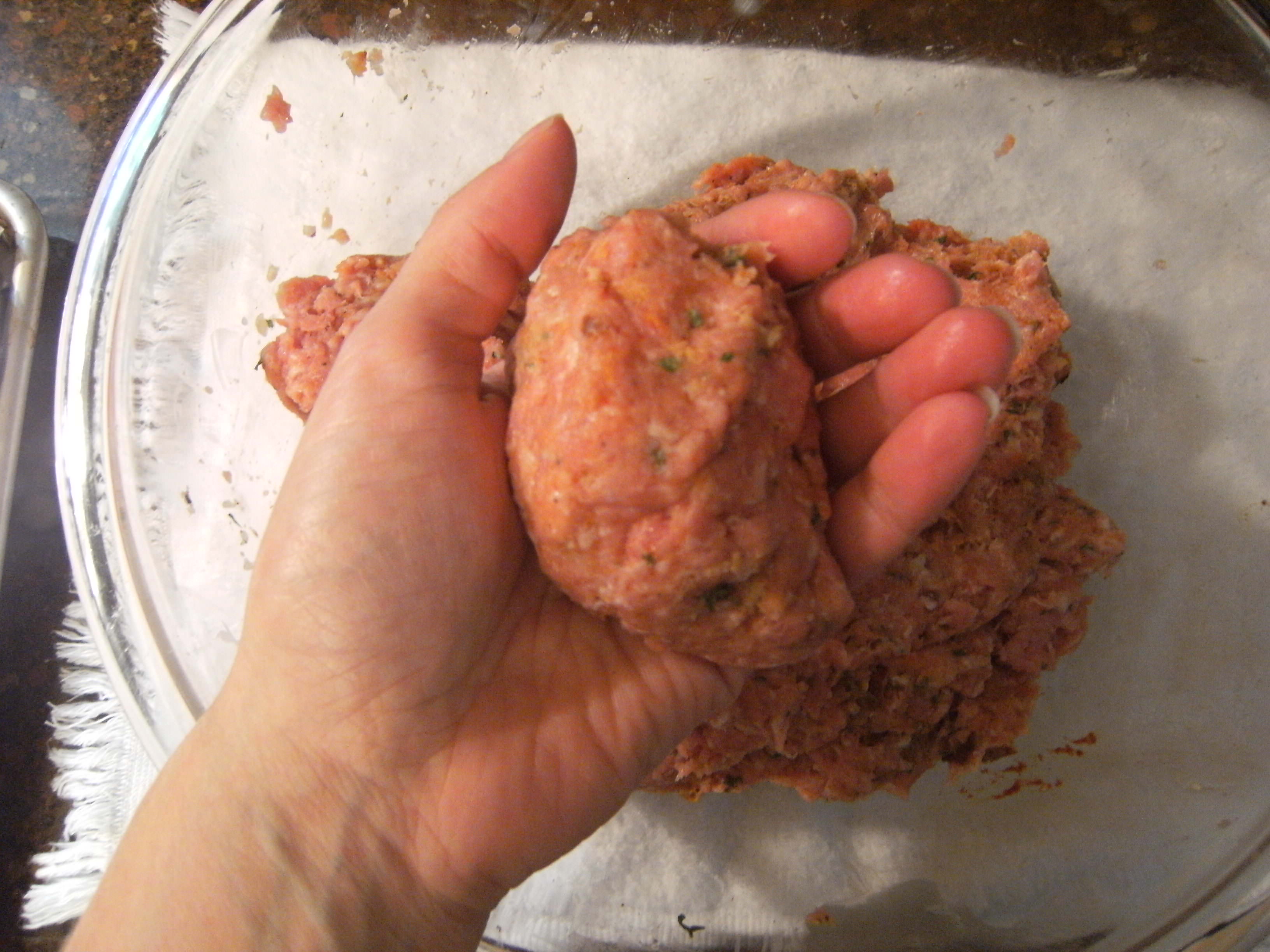 Making kafta meat balls