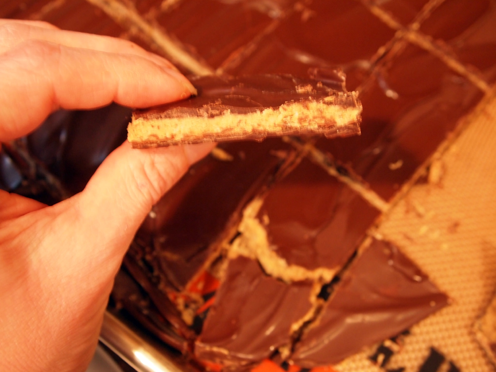 Dark chocolate SunButter candy bars will stuff your Easter baskets with sweet, homemade chocolate candy bar goodness!