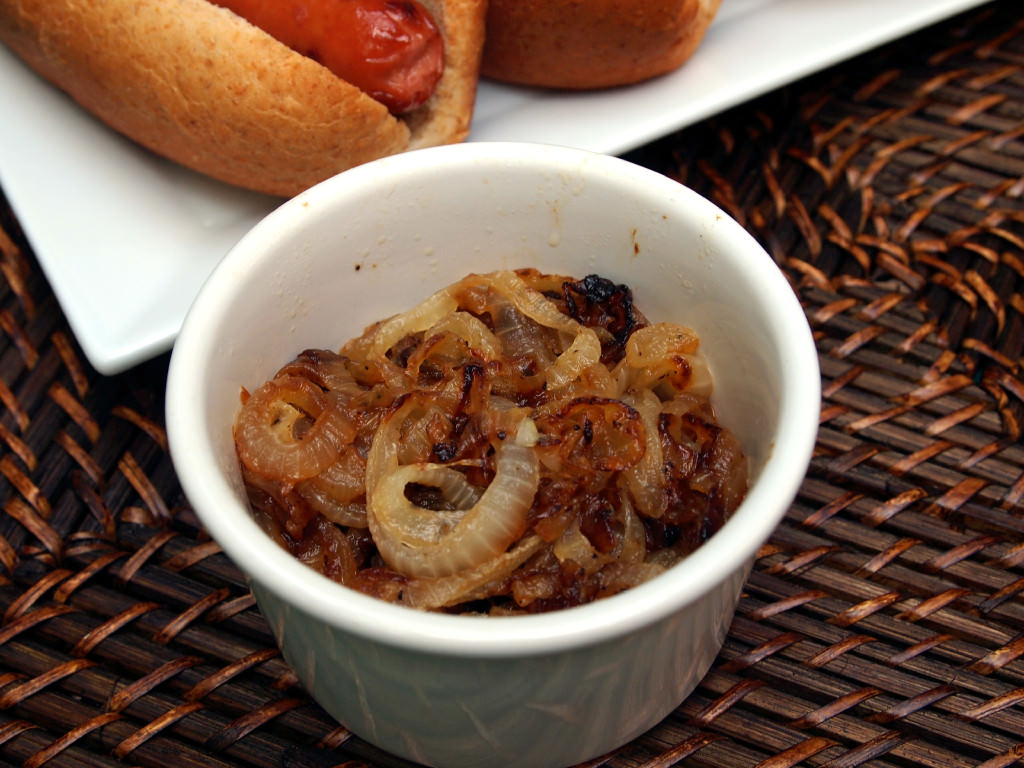 Caramelized Onions | ComfortablyDomestic.com