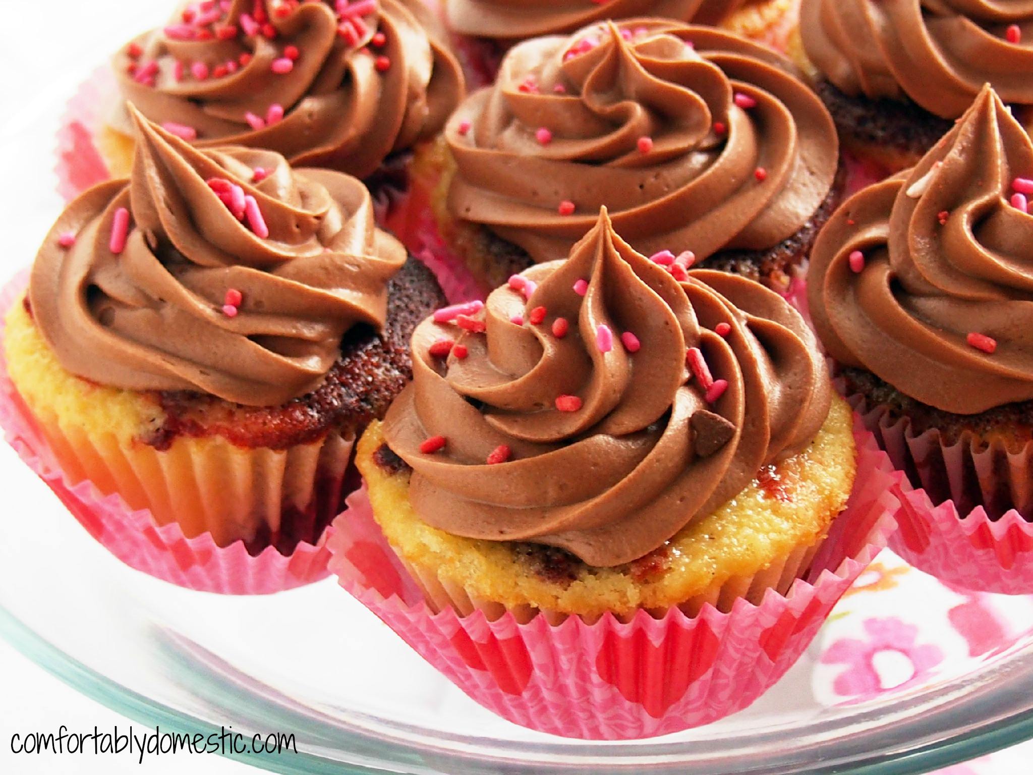 Red Velvet and Vanilla Cupcakes with Milk Chocolate Buttercream | ComfortablyDomestic.com