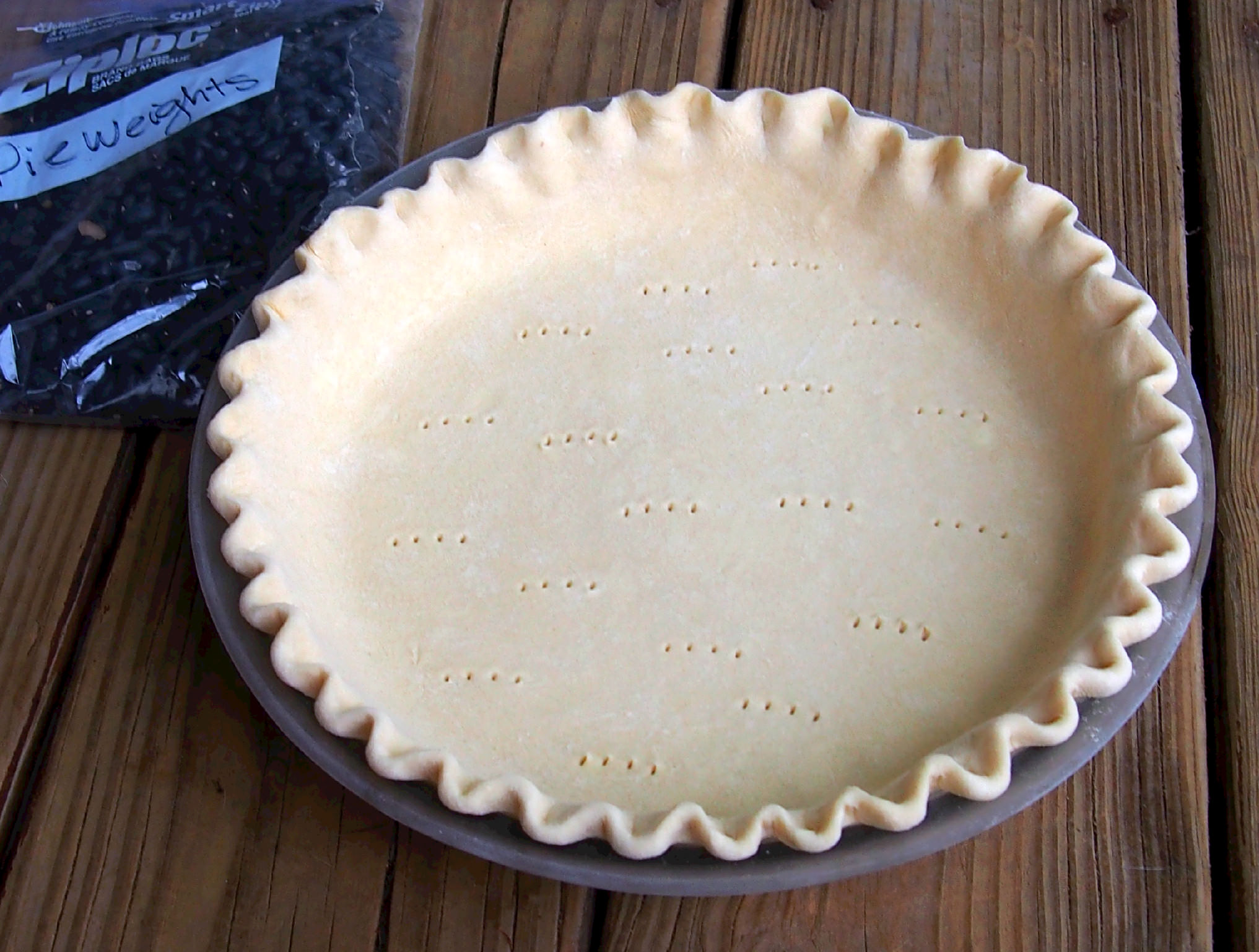 unbaked pie shell