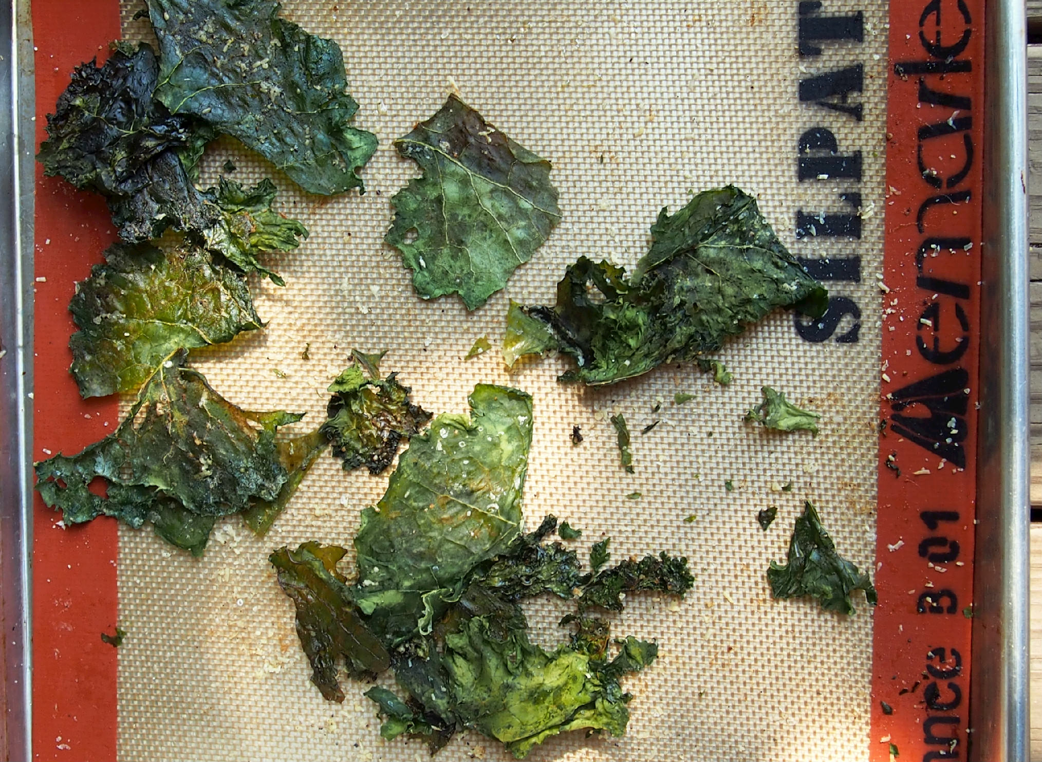 roasted kale chips