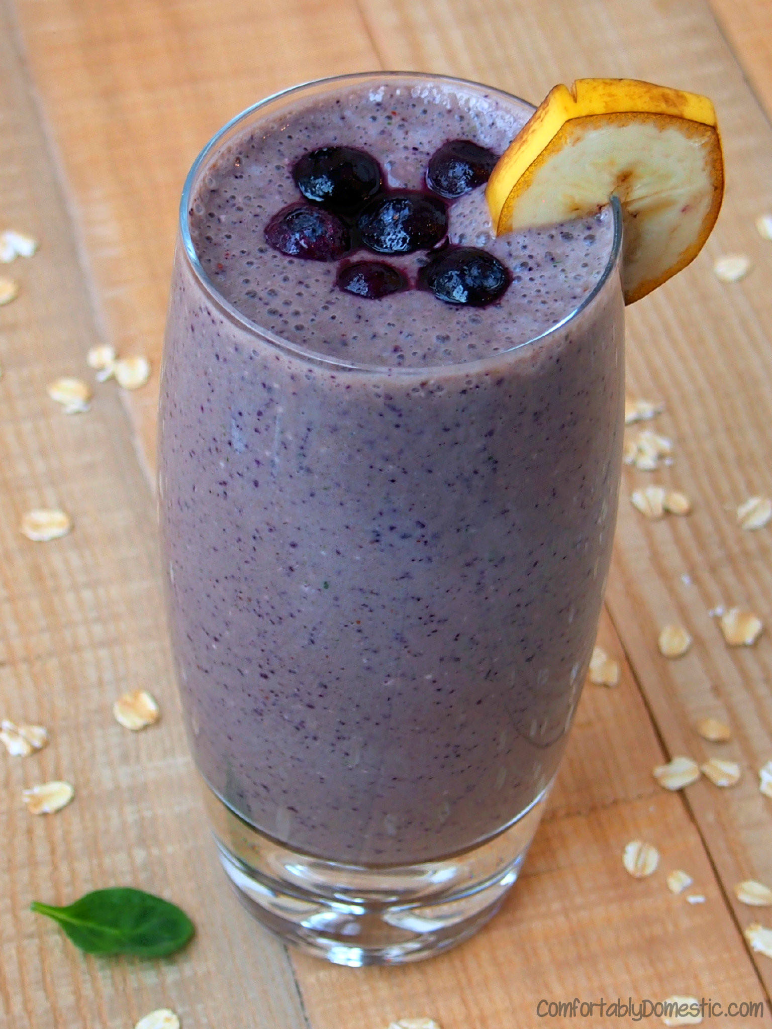 Blueberry Banana Smoothies with (hidden) Spinach | ComfortablyDomestic.com