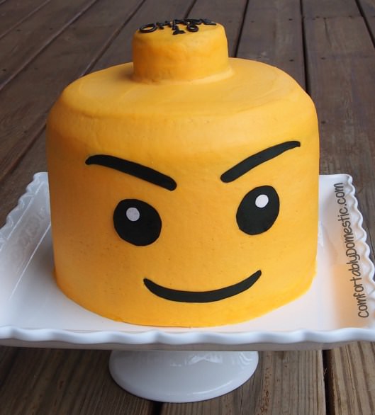 Lego Mini Figure Head Cake | ComfortablyDomestic.com