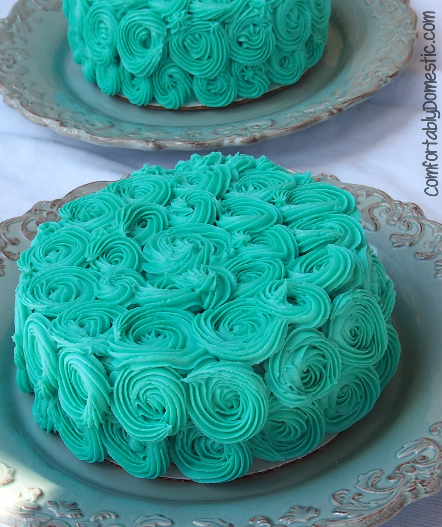 Sweet Rose Smash Cakes | ComfortablyDomestic.com