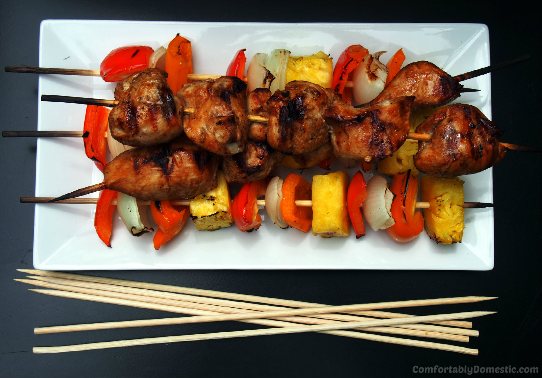 Soy Ginger Chicken Kabobs | ComfortablyDomestic.com and 3 Rules of Easy Entertaining