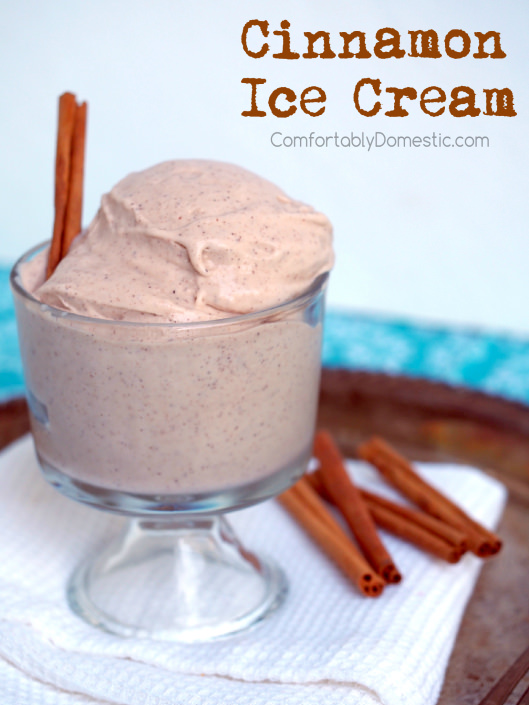 Cinnamon ice cream is the perfect summer dessert! Creamy cinnamon spice ice cream proves that simplicity is incredibly delicious. | ComfortablyDomestic.com