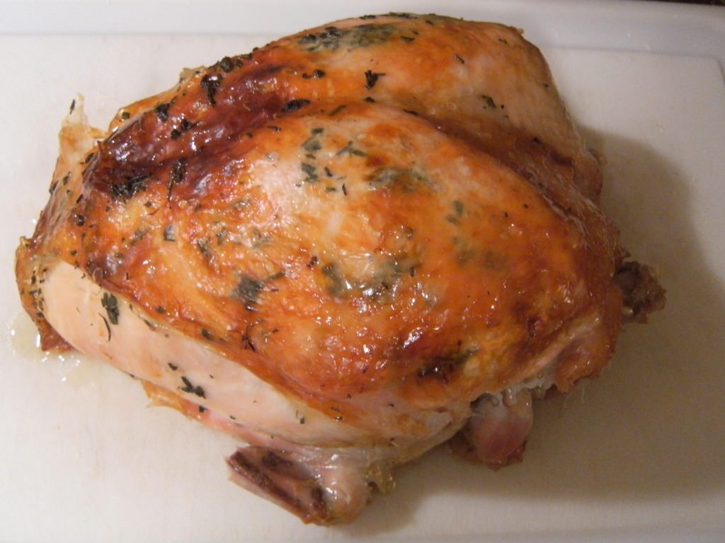 Perfect Roasted Turkey with Citrus and Herb Butter | ComfortablyDomestic.com