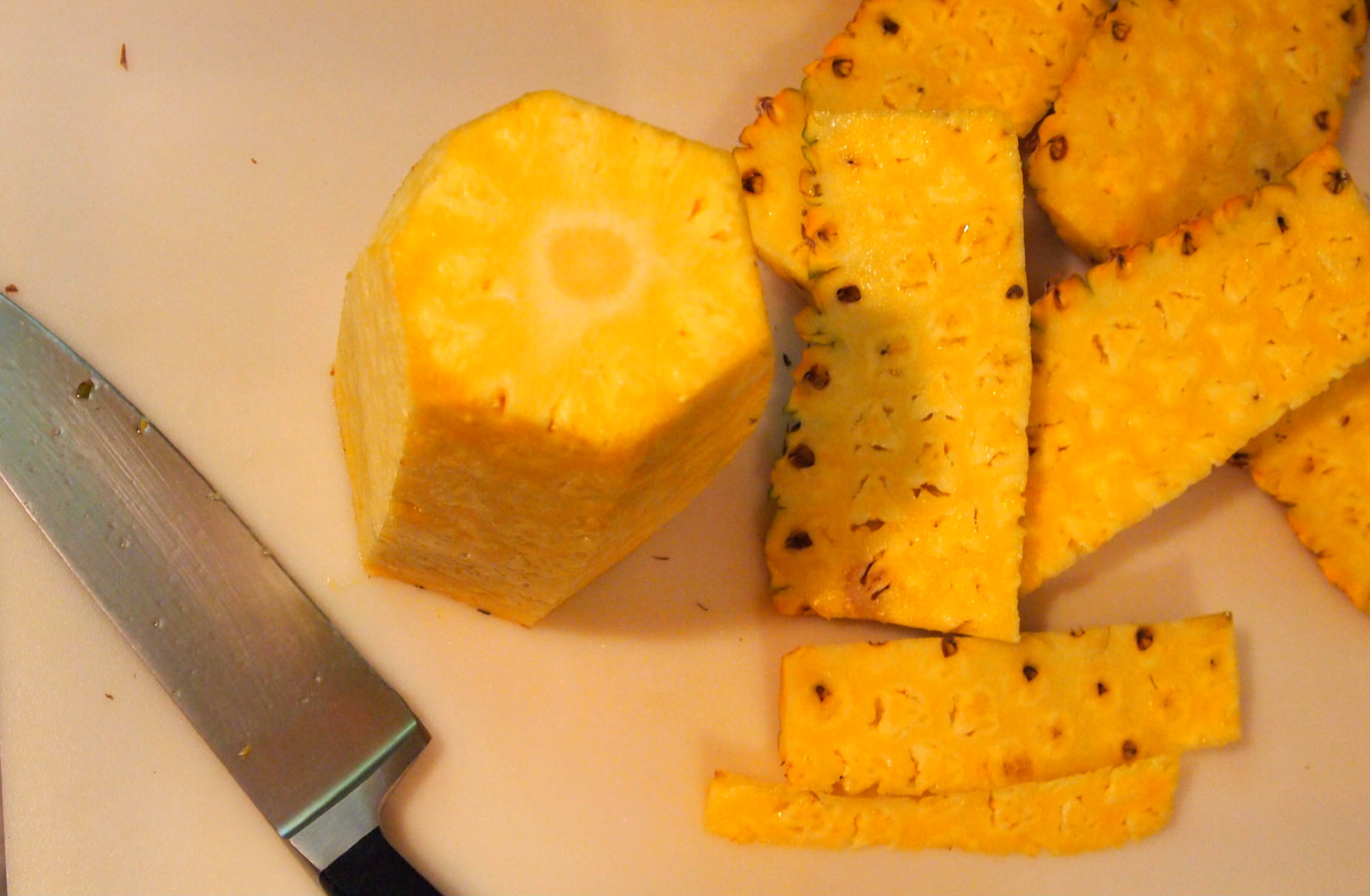 Dinner in a Jiff: Pork and Pineapple Stir Fry - Comfortably Domestic