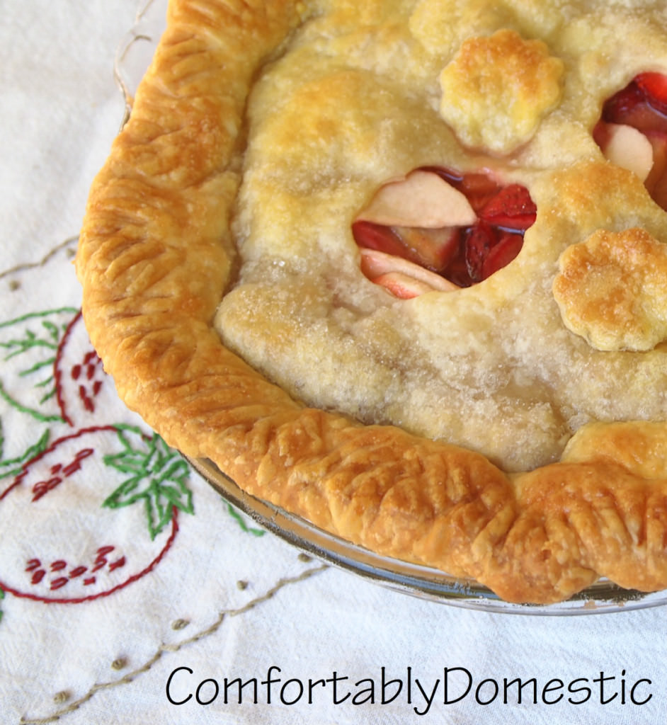 Strawberry Rhubarb Apple Pie - Comfortably Domestic