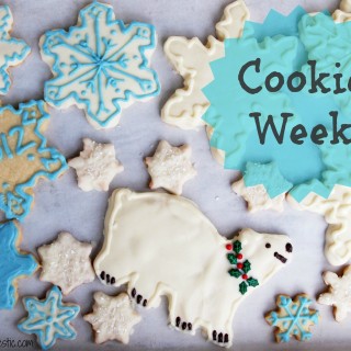 3 easy holiday cookie recipes, featuring maple bacon and chocolate are in this delicious cookie recipes post for the 4th day of Cookie Week 2012. Maple bacon and chocolate, oh my!