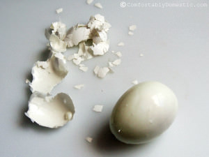 How to make PERFECT hard boiled eggs, every time! | ComfortablyDomestic.com