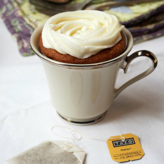 Chamomile Cupcakes with Honey-Citrus Cream Cheese Frosting are delectably spongy little cakes, permeated with the noticeably soothing flavor of chamomile, and graced with just enough sweet honey-citrus cream cheese frosting to bring balance back into a week that has gone awry. | ComfortablyDomestic.com