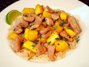 Pork and Pineapple Stir Fry | ComfortablyDomestic.com