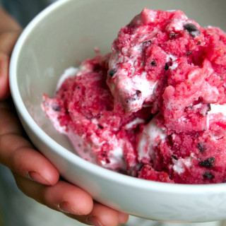 Sour cherry cordial frozen yogurt is riddled with dark chocolate shavings and a ribbon of marshmallow cream. | ComfortablyDomestic.com