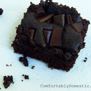 Allergy-Friendly Brownies that are Gluten Free and Egg Free | ComfortablyDomestic.com Delicious fudge brownies that are so good that you won't even miss what's missing! Free of gluten, eggs, nuts, and soy!