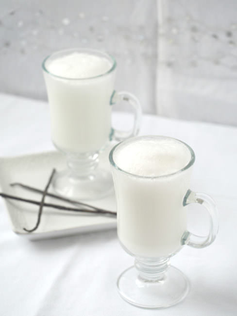 Vanilla-Steamer-Starbucks-Copy-Cat-recipe stirs homemade vanilla bean syrup into steamy milk, imparting a whisper of comfort in every sip. A Starbucks Copycat recipe! | www.ComfortablyDomestic.com