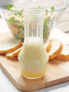 Easy-Homemade-Italian-Dressing - Light, simple, tangy Italian dressing is so easy and delicious to make at home!| ComfortablyDomestic.com